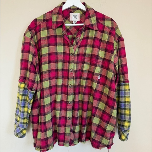 UO BDG One Way or Another Flannel Oversized Multicolor Plaid Pink Green Small - Picture 3 of 8